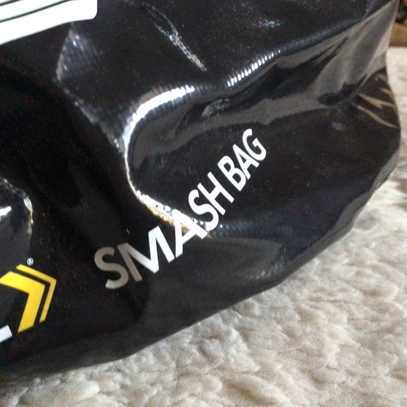 SKLZ Smashbag Carryall Golf Beach Gym Bag - Picture 7 of 10
